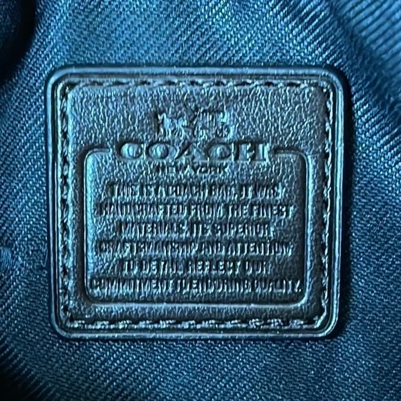 Coach Lacquer rivets pebble leather bronze wristlet - Picture 4 of 6